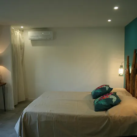 ベッド・アンド・ブレックファスト D'hotes Les Sables Blancs サン・ジュリアン・アン・ボルヌ