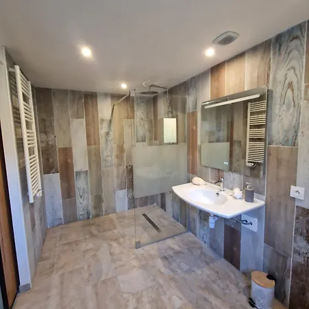 D'hotes Les Sables Blancs 4*