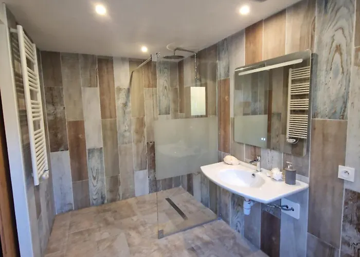 D'hotes Les Sables Blancs 4*