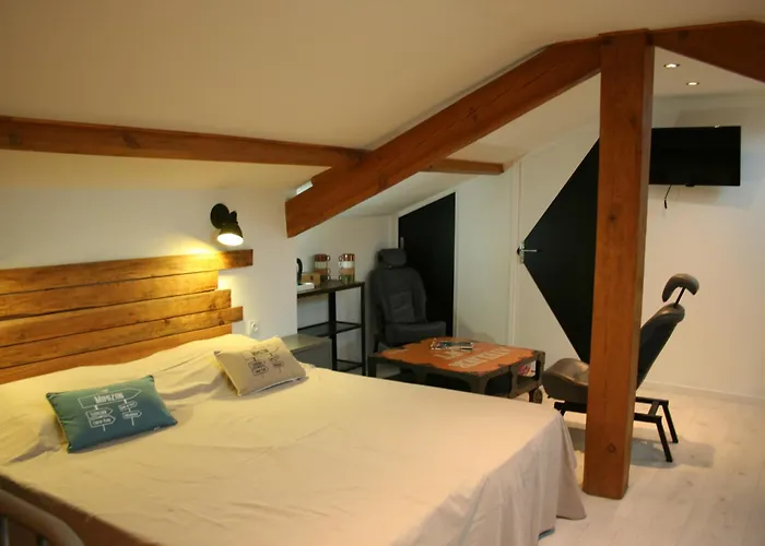 D'hotes Les Sables Blancs サン・ジュリアン・アン・ボルヌ